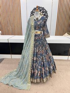 Último Diseño Étnico, Lehenga Choli de Mujer con Bordado en Relieve de Piel Sintética Gruesa, Ropa de Alta Costura para Bodas, Fab Zone - Product Image 2