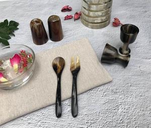 Cuillère en corne de buffle naturelle, grande et petite, cuillère à salade, produits en corne faits à la main, cuillère polie pour la maison et la restauration - Product Image 5