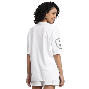 T-shirt décontracté en satin à col rond pour femme, manches courtes, ample, avec logo personnalisé brodé, tendance, écologique - Product Image 2