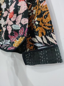 Handmade <b>Kantha</b> Cotton <b>Jacket</b> with Embroidery Reversible Short Winter Coat with Floral Print for Women - Product Image 2