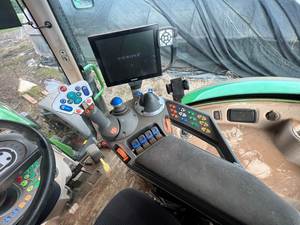 Tracteur Fendt 2019 VARIO 724-Tracteur 4WD haute performance de 240 HP pour des applications agricoles polyvalentes - Product Image 3