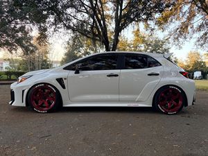 Toyota GR Corolla Premium Plus 2025, Gasolina, Bajo Kilometraje - Product Image 3