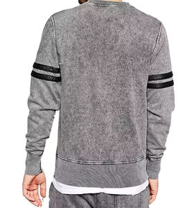 Vente en gros de sweat à capuche délavé à l'acide pour hommes de grande taille 500 grammes sweat à col rond avec impression personnalisée sweats à capuche noirs pour la saison d'automne - Product Image 2