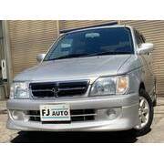 Minivan Daihatsu Pyzar Aero Down Custom de Gasolina de 2000 - Product Image 1
