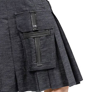 Kilt de Mezclilla que Combina el Denim Resistente con Elegantes Detalles de Cuero, Bolsillos Tipo Cargo, Diseño Versátil, Kilt para Hombre - Product Image 5