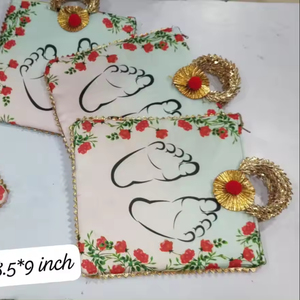 Beaux sacs Potli de faveurs imprimables assortis avec poignée pour votre occasion spéciale et vos festivals - Product Image 1