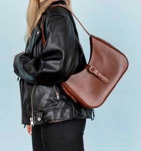 Leather Belt <b>Bag</b> for Women <b>Personalised</b> Bum <b>Bag</b> for Travelling Full Grain - Product Image 3