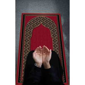 Tapis de prière islamique rouge et or : Décoration de maison musulmane antidérapante, tapis fin non tissé - Product Image 3