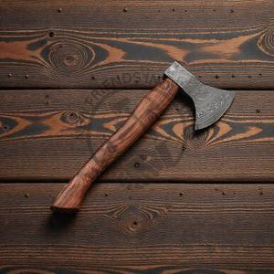 Hache à fendre en acier Damas faite à la main, très vendue, de haute qualité, forgée, avec manche en bois de rose et fourreau en cuir - Product Image 4