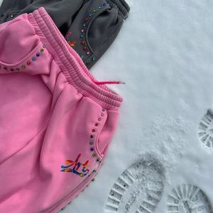 Sudadera holgada de algodón 100% de peso pesado personalizada con diseño único y diamantes de imitación de varios colores - Product Image 4