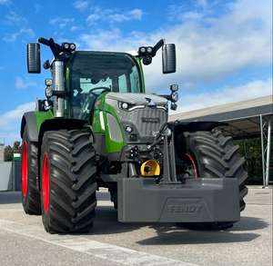 Comprar nuevo/usado de alta calidad Fendt 160hp 4WD caminar tractor agrícola con motor de engranaje original maquinaria agrícola barato - Product Image 5