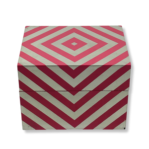 Boîte de rangement carrée en laque MDF artisanale motif à rayures géométriques rouges finition brillante organisateur décoratif moderne - Product Image 3