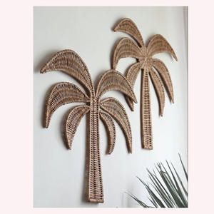 Chemin de table Artisan en raphia et jonc de mer | Décor de table rustique-Boho fait à la main pour maisons de ferme, côtières et minimalistes - Product Image 2