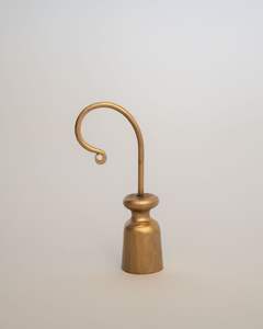 Apagavelas de Latón de Colección, Valorado por su Diseño, Calidad y Atractivo Atemporal - Product Image 3