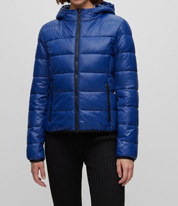 Chaqueta acolchada de mujer acolchada de calidad superior, chaqueta cómoda cálida de invierno transpirable para exteriores, Chaqueta de algodón OEM disponible - Product Image 1