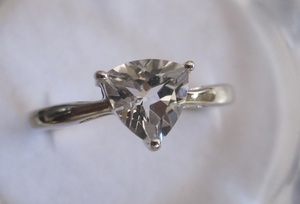 Trillion 1 Carat Fine Bague avec Topaze Blanche Topaze Élégante et Luxueuse Superbe Accessoire de Bijoux - Product Image 2