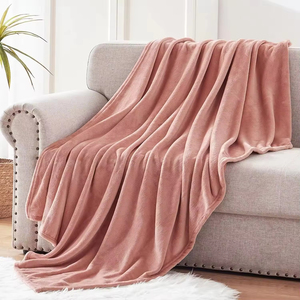 Manta de Felpa Súper Suave y Acogedora de 50x60 Pulgadas, Ligera, de Terciopelo, para Adultos, para Sofá, Cama o Sillón - Product Image 5