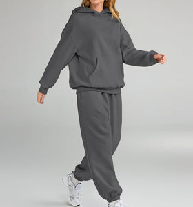 Survêtements sur mesure pour femmes fabriqués en usine par des fabricants OEM Top vente Survêtements pour femmes en tissu de coton/polyester à bas prix - Product Image 5