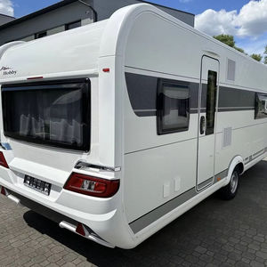 Caravane mobile de luxe haut de gamme tout-terrain avec toit rigide en aluminium pour 4 à 6 personnes, capacité de charge de 2 tonnes, couleur grise - Product Image 4