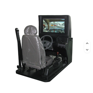 Macchina da Gioco con Simulatore di Corse Auto, Cockpit con Luci Lampeggianti, Materiale Plastico, per Parchi Divertimento e Centri di Intrattenimento Familiare, 2 Giocatori - Product Image 1
