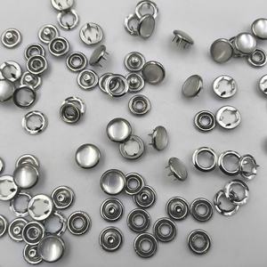 กระดุมสแนปทรงเห็ดสีเงินทำจากทองแดง5ง่ามเป็นมิตรกับสิ่งแวดล้อม - Product Image 2