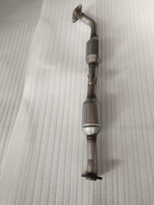 Convertidor Catalítico de Fábrica para Toyota Hilux 2.7 con Núcleo Cerámico, Estándares Euro OBD, Sistema de Escape para Automóvil - Product Image 4