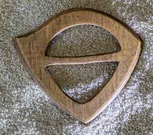 Anillos para bufanda de madera hechos a mano, elegantes, ecológicos y con estilo, perfectos para añadir encanto a cualquier atuendo. - Product Image 3