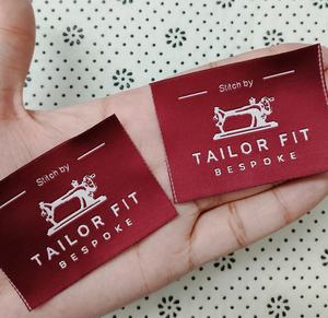 Étiquettes tissées auto-adhésives de taille personnalisée pour vêtements Étiquettes de vêtements durables avec logo personnalisé - Product Image 5