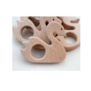 Anneaux de serviette en bois massif de qualité supérieure, parfaits pour les tables rustiques, modernes et minimalistes et les célébrations. - Product Image 1