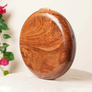 Bolso de mano de madera hecho a mano marrón redondo, monedero de noche de madera con cadena desmontable para fiestas, bodas y ocasiones especiales - Product Image 5