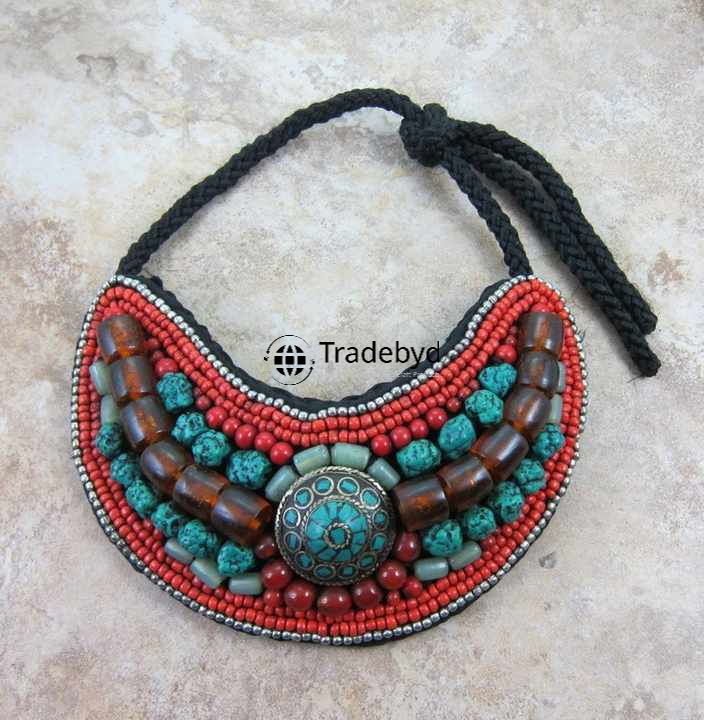 Available in different colore