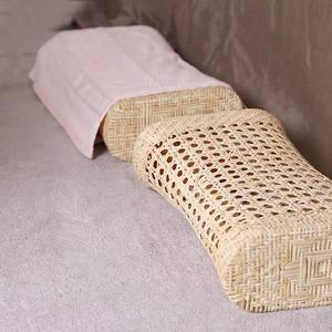 Descubra la almohada de ratán de Vietnam: ratán natural hecho a mano para un sueño fácil y elegante y una opción de tendencia para dormitorios modernos - Product Image 6