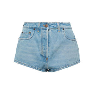Shorts en jean légers pour femmes, conçus pour une liberté de mouvement optimale, avec une sensation de tissu doux et lisse, et un style flatteur pour le quotidien. - Product Image 1