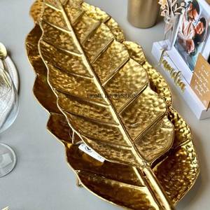 Juego de 2 bandejas de aluminio con forma de hoja para comida y dátiles, vajilla para el hogar de calidad de lujo, Decoración de mesa, bandeja para mezclar alimentos en la India - Product Image 1