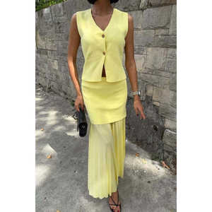 Conjunto de Chaleco y Falda Plisada de Punto 10001 para Primavera/Verano - Product Image 1