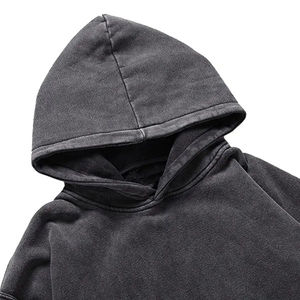 Sudadera con capucha para hombre, hecha para la comodidad diaria, que ofrece un ajuste relajado, un calor acogedor y una sensación de calidad confiable. - Product Image 4