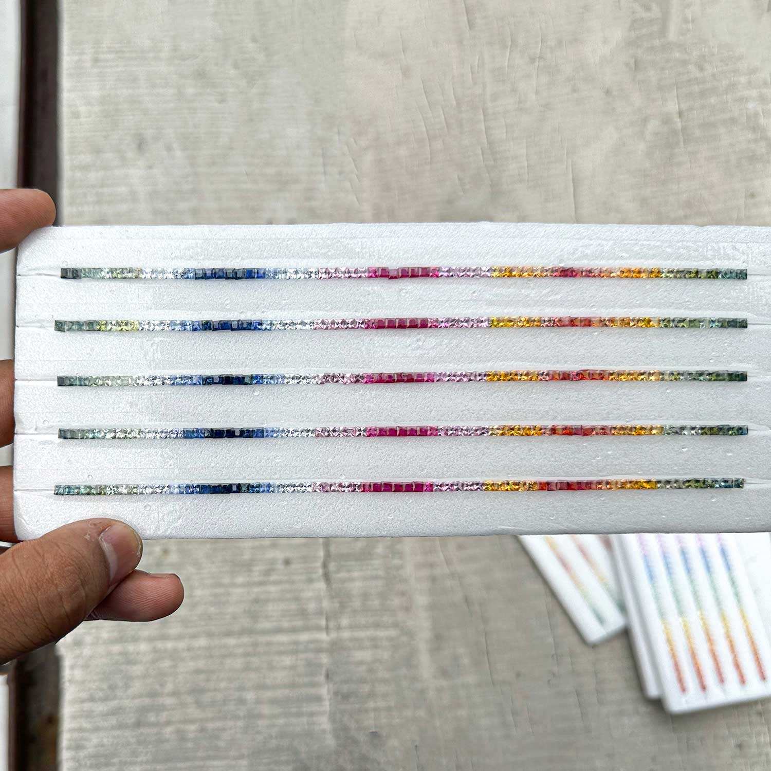 สีเขียว