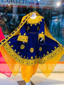 Meilleure vente au Royaume-Uni Robe Kuchi afghane bleue pour jeunes filles Mode soie style ethnique - Product Image 2