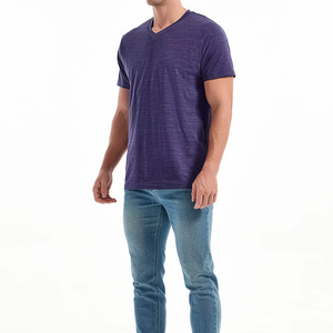 T-shirts avec logo personnalisé avec sérigraphie T-shirts en tissu de coton élégant pour hommes en plusieurs couleurs Idéal pour la promotion ou les cadeaux - Product Image 1