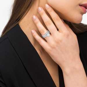 Ensemble de bague de fiançailles et alliance en or 14 carats avec moissanite de 2,25 carats, ensembles de bijoux fins - Product Image 1