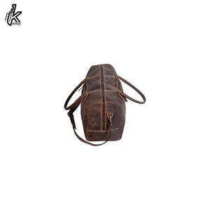 Sac de voyage en cuir véritable pour femme, modèle 2023, taille cabine, unisexe, en vente - Product Image 2