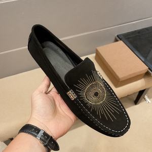 Mocassins pour hommes, chaussures de conduite, mocassins Gommino Penny, brodés, en cuir microfibre, à enfiler, à talon plat, faits à la main - Product Image 1