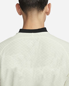 Ensemble de maillots de football personnalisés 2024 pour hommes, uniforme sublimé de haute qualité, impression du nom de l'équipe et du logo, maillot de club de football promotionnel pas cher - Product Image 6