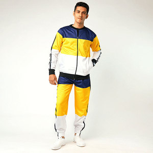 Conjunto de chándal de invierno de 2 piezas personalizado, ropa deportiva informal cálida de lana de poliéster de peso pesado para hombres y mujeres - Product Image 2