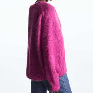 High Street Unique Design Women's Active Wear Pullover Suéter de mohair de manga larga para invierno Elegante ajuste regular - Product Image 4