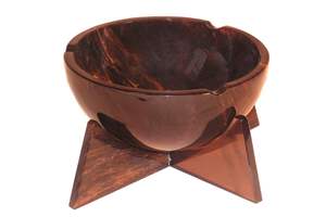 Elegant Wooden <b>Ashtray</b> Crafted From Premium Quality Wood Providing Durability Strength And Natural Rustic Beauty - Product Image 2