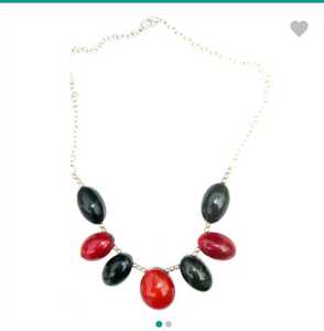Collier de belles perles en résine faites à la main modèle de pierres en résine indien collier en bois de résine en gros pour la vente en gros - Product Image 1