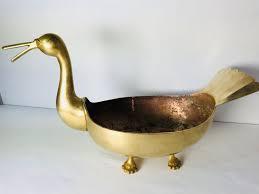 Bols de service en laiton écologiques de luxe modernes, finition polie, design durable pour les voyages et le service - Product Image 4