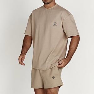 Ensemble T-shirt et short d'été en coton Ensemble unisexe deux pièces short et chemise pour homme Logo personnalisé Ensemble short pour homme - Product Image 4