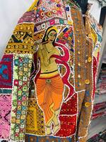 Indien fait à la main Banjara veste femmes brodé Patchwork Boho Vintage Style matelassé Floral coton ceinture fermeture hiver printemps